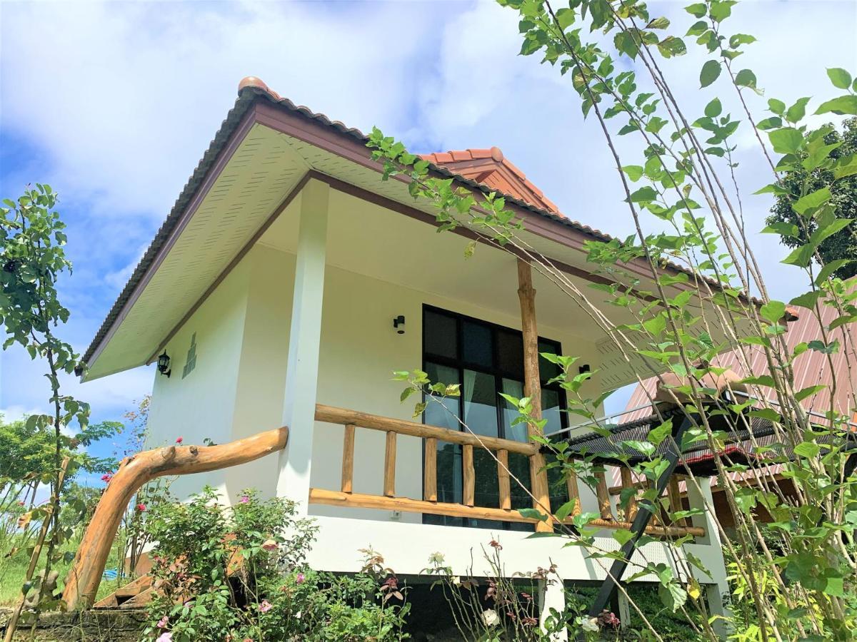 True Nature Chiang Mai - Yoga & Meditation Homestay Retreat Exterior photo